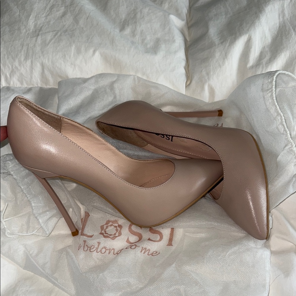 Women's Tan Stiletto Heels